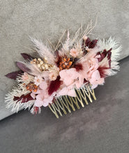 Load image into Gallery viewer, Everlasting flowers Bridal hair comb
