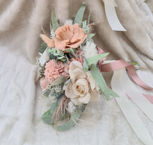 Load image into Gallery viewer, Everlasting flowers bridal &amp; bridesmaids bouquets
