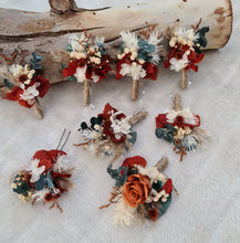 Load image into Gallery viewer, Everlasting buttonholes  - terracotta, green &amp; neutral
