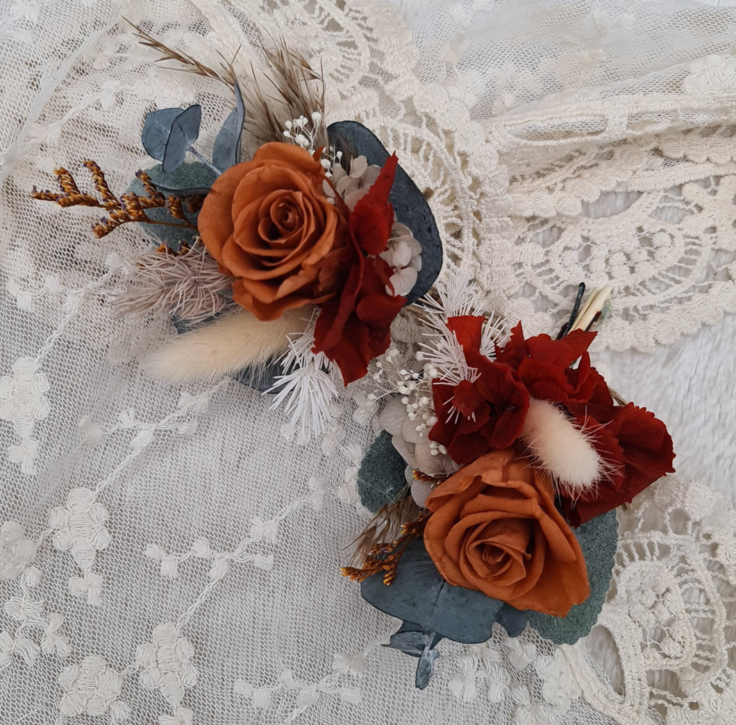 Preserved rustic buttonholes w mini preserved rose