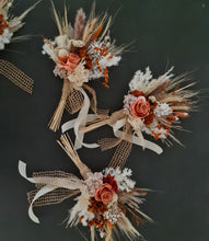 Load image into Gallery viewer, Rustic rusty &amp; neutral preserved bridesmaids bouquets
