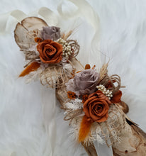 Load image into Gallery viewer, Rusty &amp; natural fully preserved corsages
