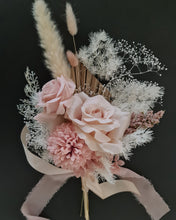 Load image into Gallery viewer, Bridesmaids bouquets blush &amp; neutral&nbsp;
