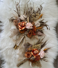 Load image into Gallery viewer, Rustic bouquets - bridal &amp; bridesmaids
