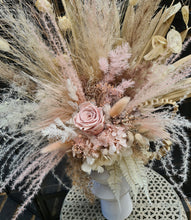 Load image into Gallery viewer, Dusty blush pink &amp; neutral Everlasting beauty
