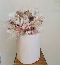 Load image into Gallery viewer, X - Dusty pink preserved flowers cake topper
