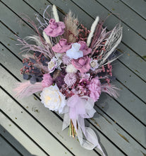 Load image into Gallery viewer, X - Large Engagement flower bunch bouquet
