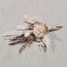 Load image into Gallery viewer, X - Boho style groom&#39;s buttonhole
