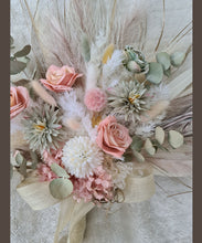 Load image into Gallery viewer, X - Silk &amp; preserved bridal bouquet
