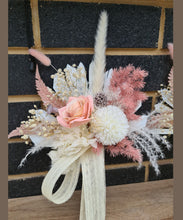 Load image into Gallery viewer, X - Bridesmaids bouquets silk &amp; preserved - blush
