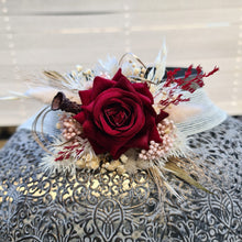 Load image into Gallery viewer, X - Silk &amp; preserved Everlasting flowers corsage
