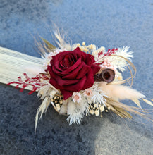 Load image into Gallery viewer, X - Silk &amp; preserved Everlasting flowers corsage
