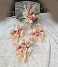 Load image into Gallery viewer, X - Bridesmaids bouquets silk &amp; preserved flowers
