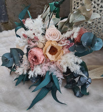 Load image into Gallery viewer, X - Preserved bridesmaids bouquets
