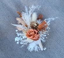 Load image into Gallery viewer, X - Everlasting flowers rustic buttonholes
