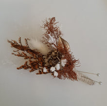 Load image into Gallery viewer, X - Everlasting flowers rustic buttonholes
