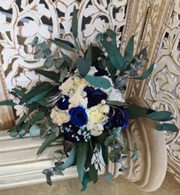 Load image into Gallery viewer, X - Everlasting bridal bouquet - silk &amp; preserved
