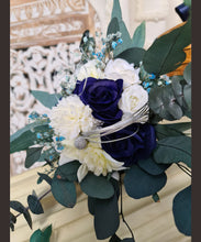 Load image into Gallery viewer, X - Everlasting bridesmaids bouquet - silk &amp; preserved
